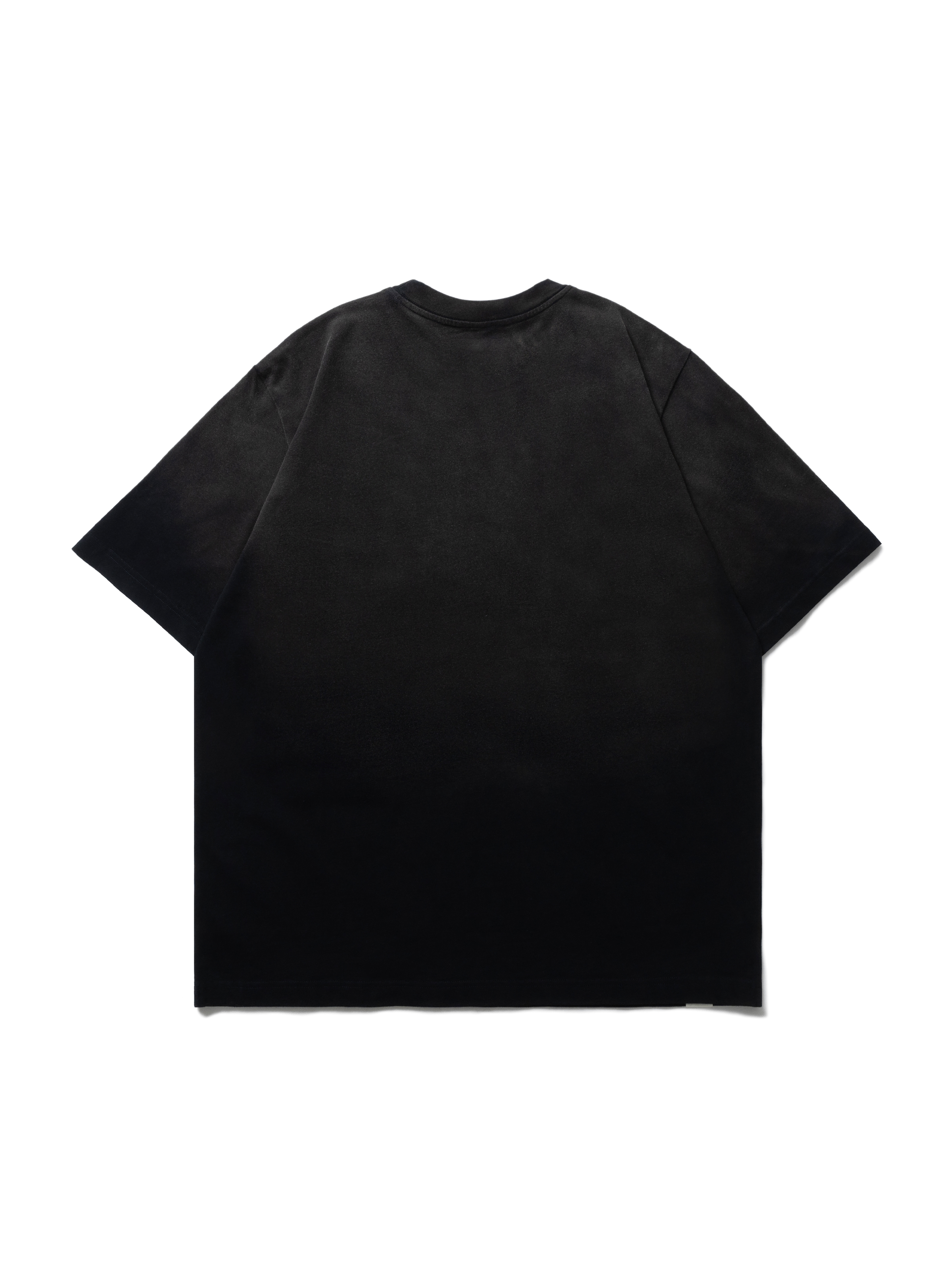 SCENE (EMB) POCKET WASHED TEE // GRY