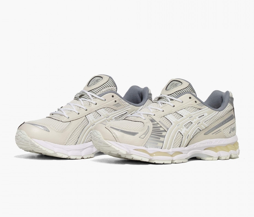 （門市現貨）男女款 ASICS GEL-KAYANO 12.1 'Cream Smoke Grey' 奶油煙灰 亞瑟膠科技 休閒 跑鞋【1203A759-108】