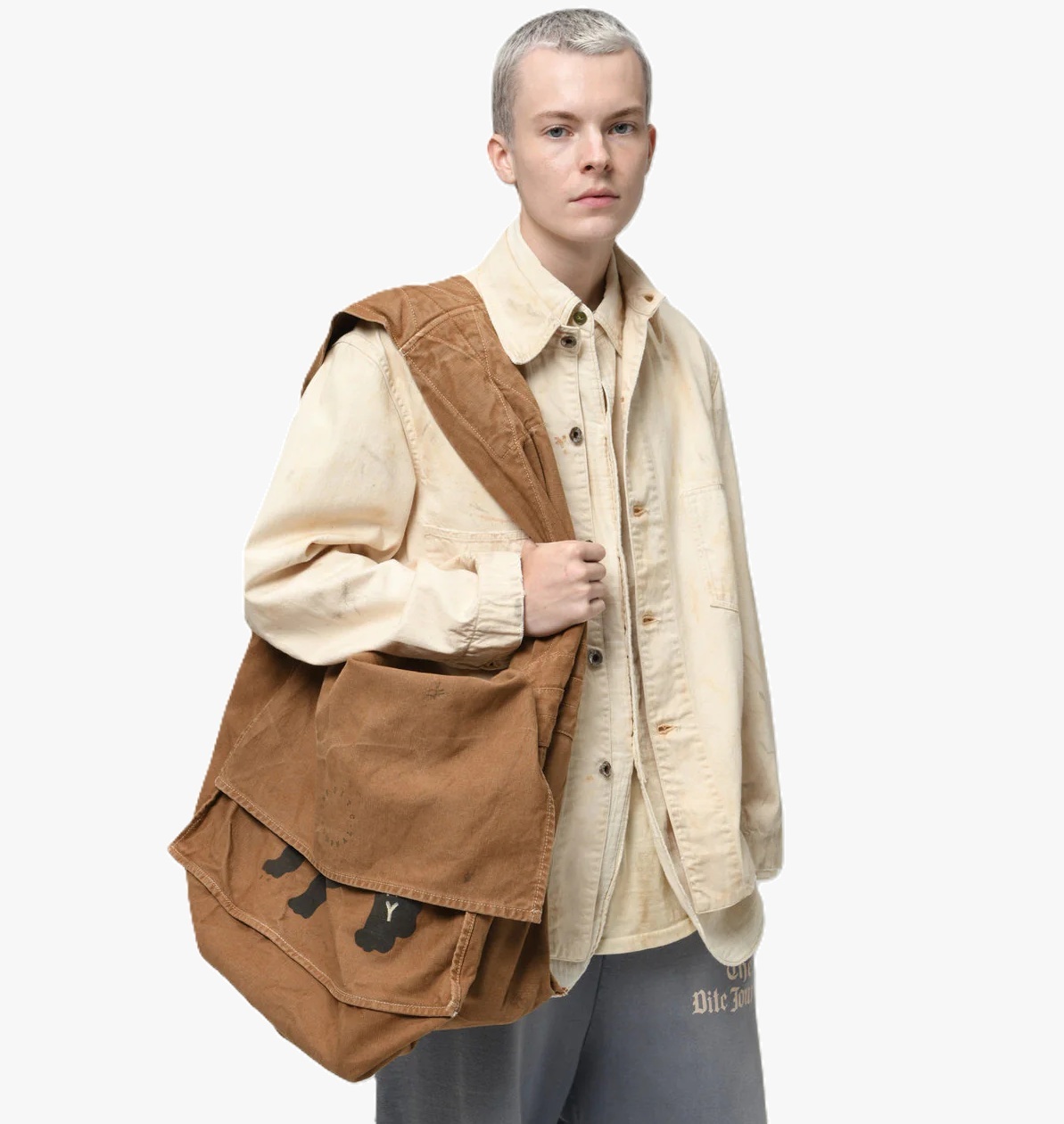 BOWWOW 2026 JOURNAL NEWSPAPER BAG AGED - BROWN PRE ORDER ITEM (預訂中)
