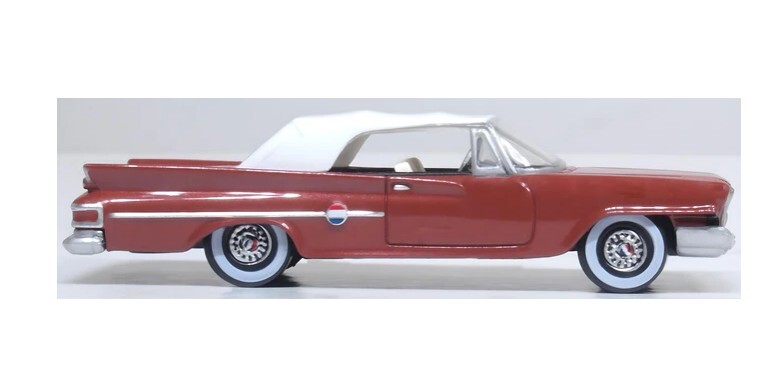 Oxford 87CC61004 1:87 1961年克萊斯勒300敞篷車（封閉式）肉桂色/白色