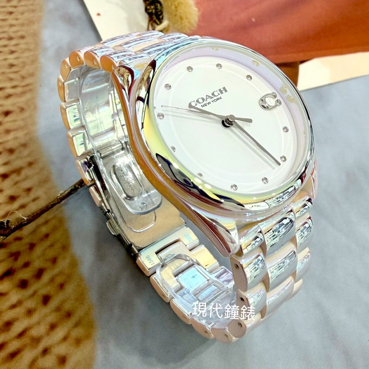 【COACH】珍珠白陶瓷女錶 CO14504390 36mm 現代鐘錶