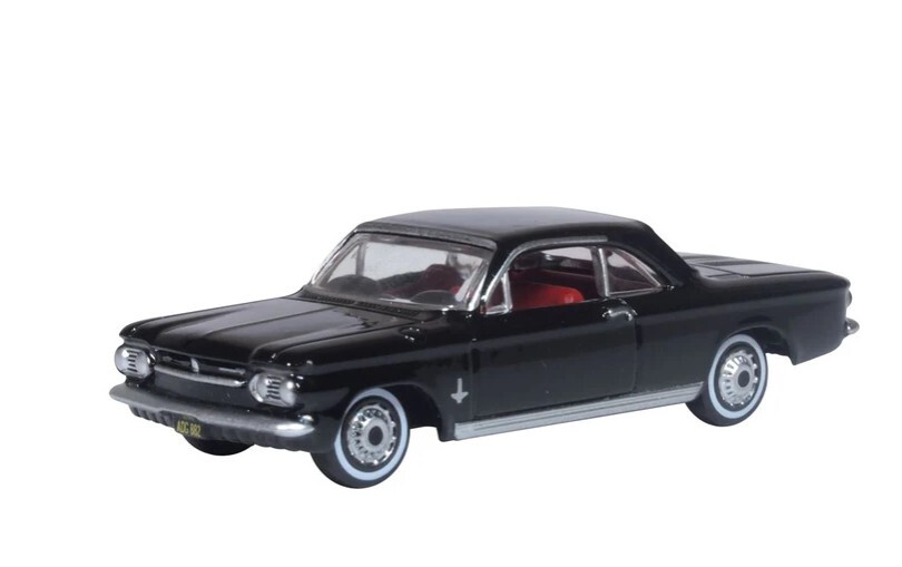 Oxford 87CH63004 1:87 1963年雪佛蘭Corvair雙門轎跑車，燕尾服黑