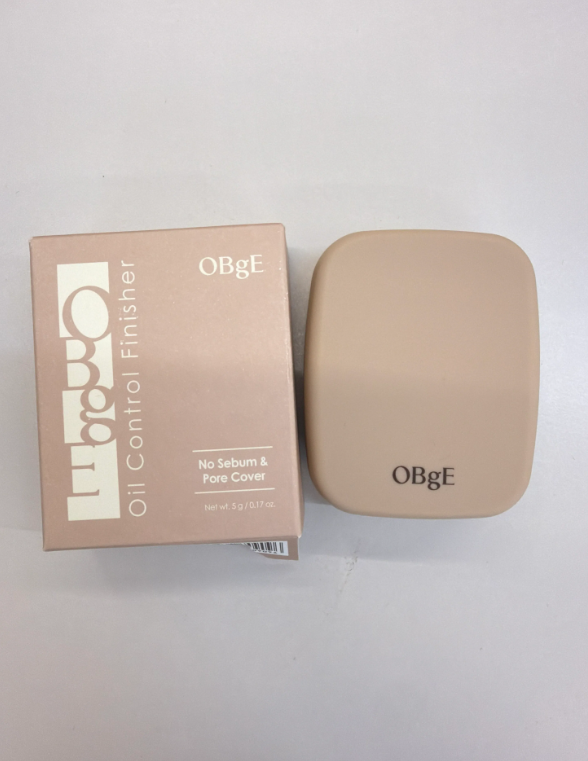 UC76 OBgE OIL CONTROL FINISHER 控油粉餅 5g