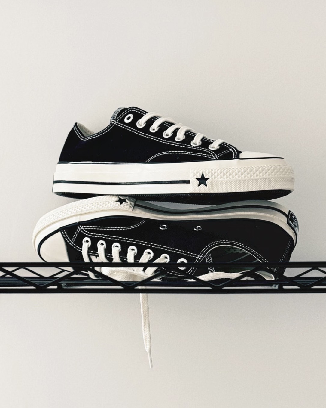 CONVERSE CHUCK 70 X 黑色 奶油白 黑白 低筒 Karina代言同款 劉知珉 Yerin Baek 白藝潾 男女鞋 A24228C / 預購