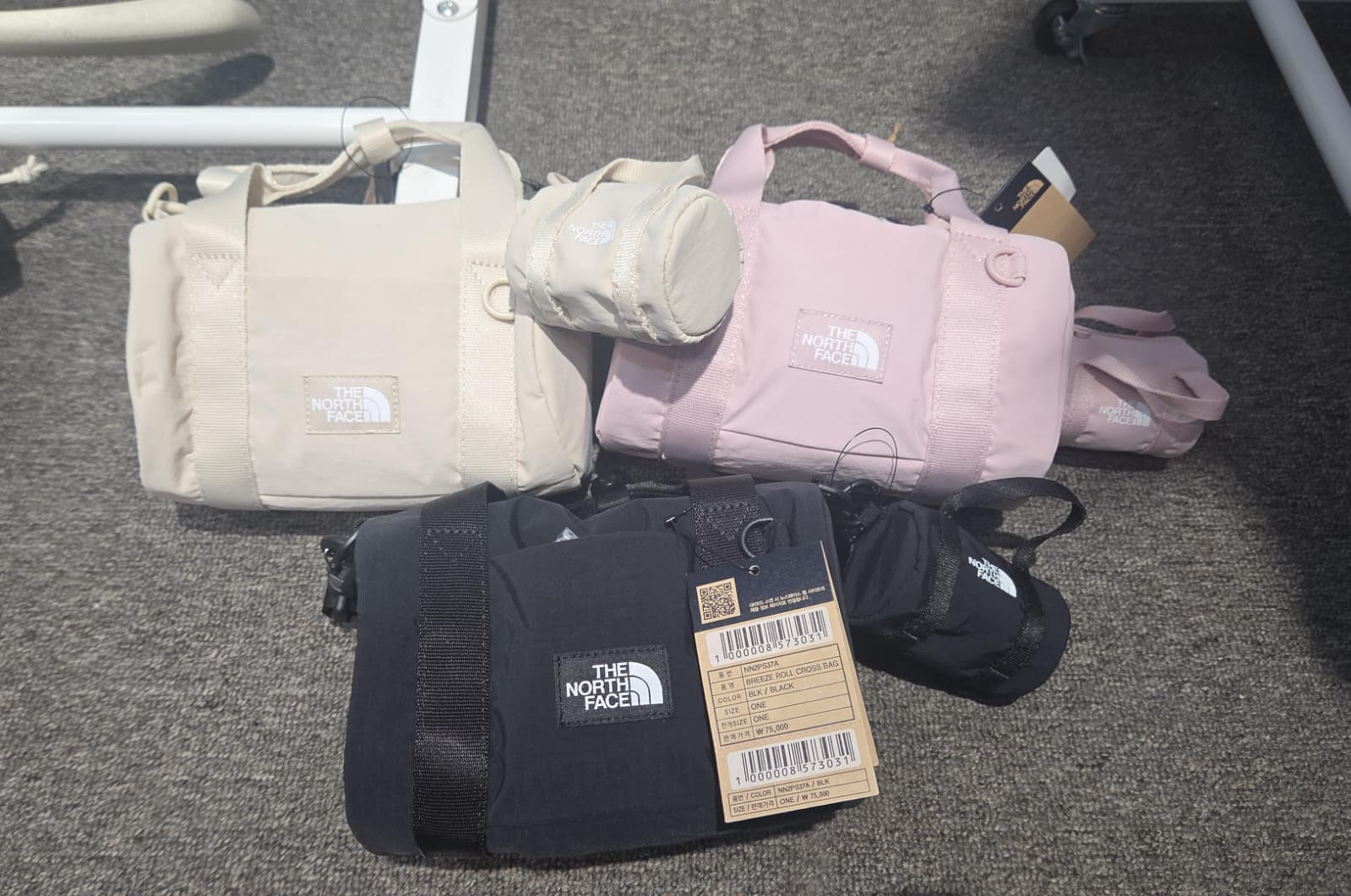 BY001 The North Face 圓筒手提斜背兩用包 19x12cm