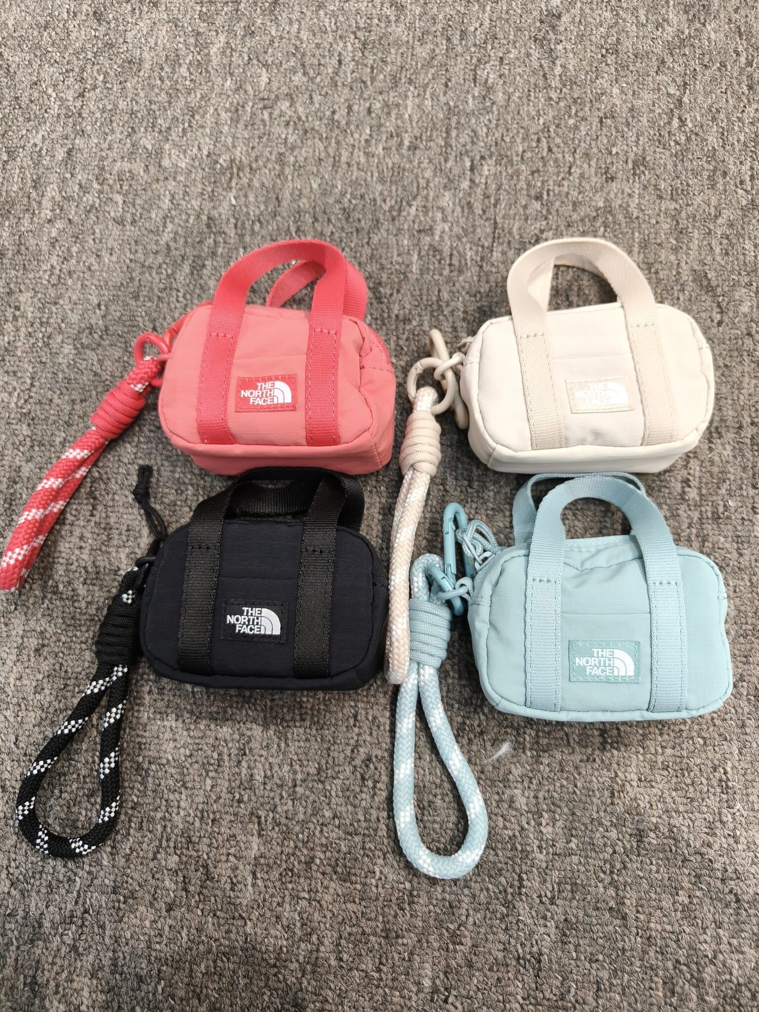 BY019 The North Face 迷你收納小包掛件 9x6cm