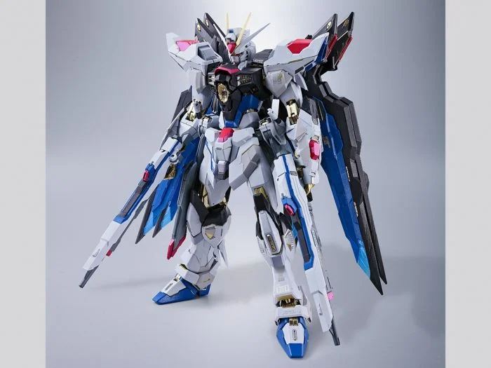 METAL BUILD 突擊自由高達 -重生版