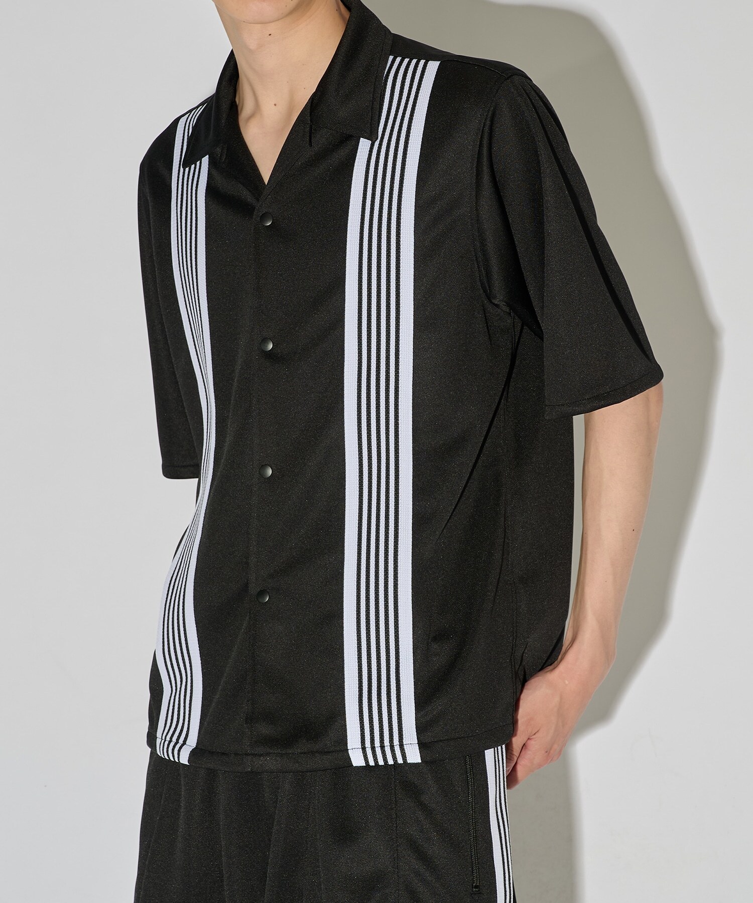 【STUDIOUS x NEEDLES 】別注 Track S/S Shirt - Poly Smooth