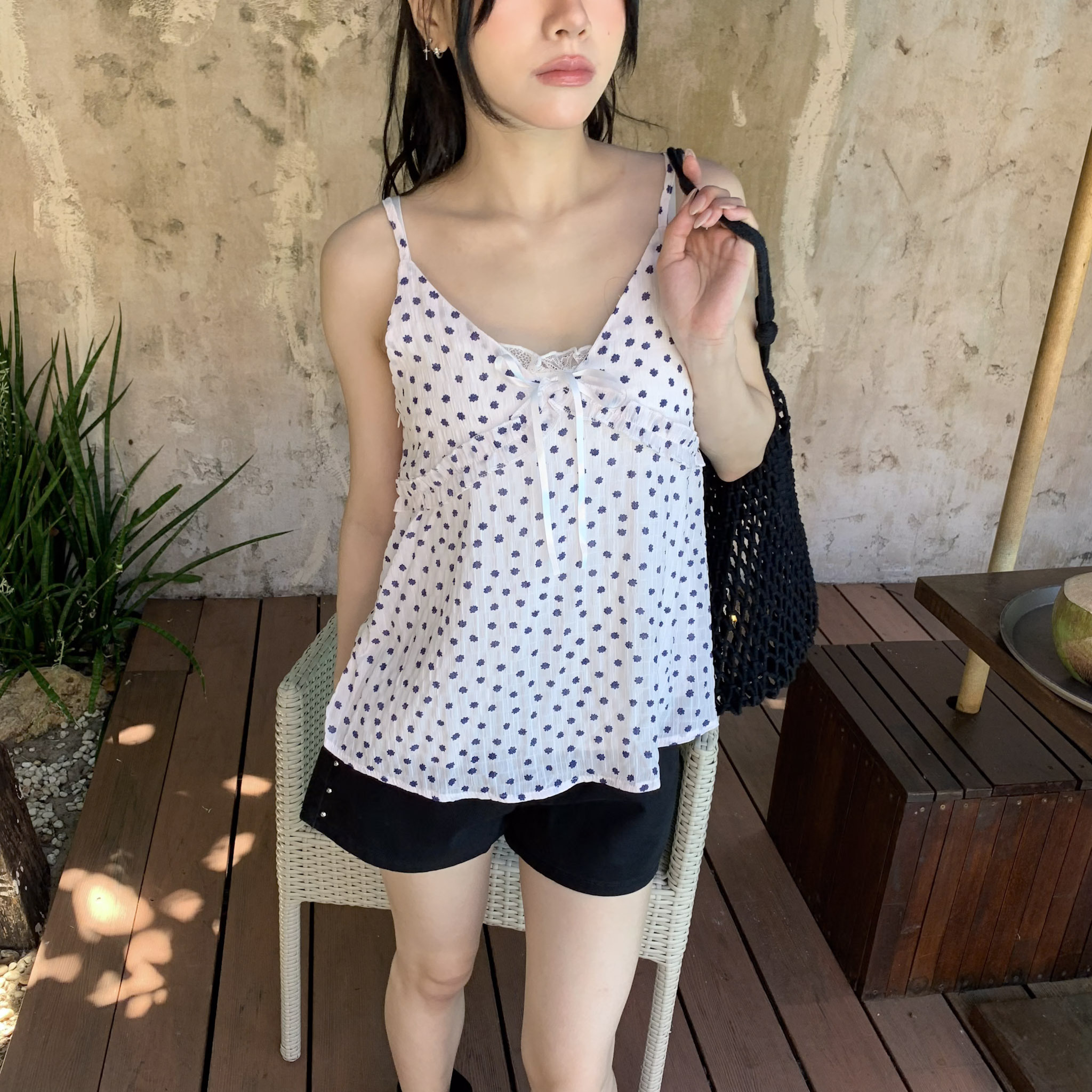 ISA_泰得剛剛好! 初夏碎花泡泡紗娃娃衫_64099