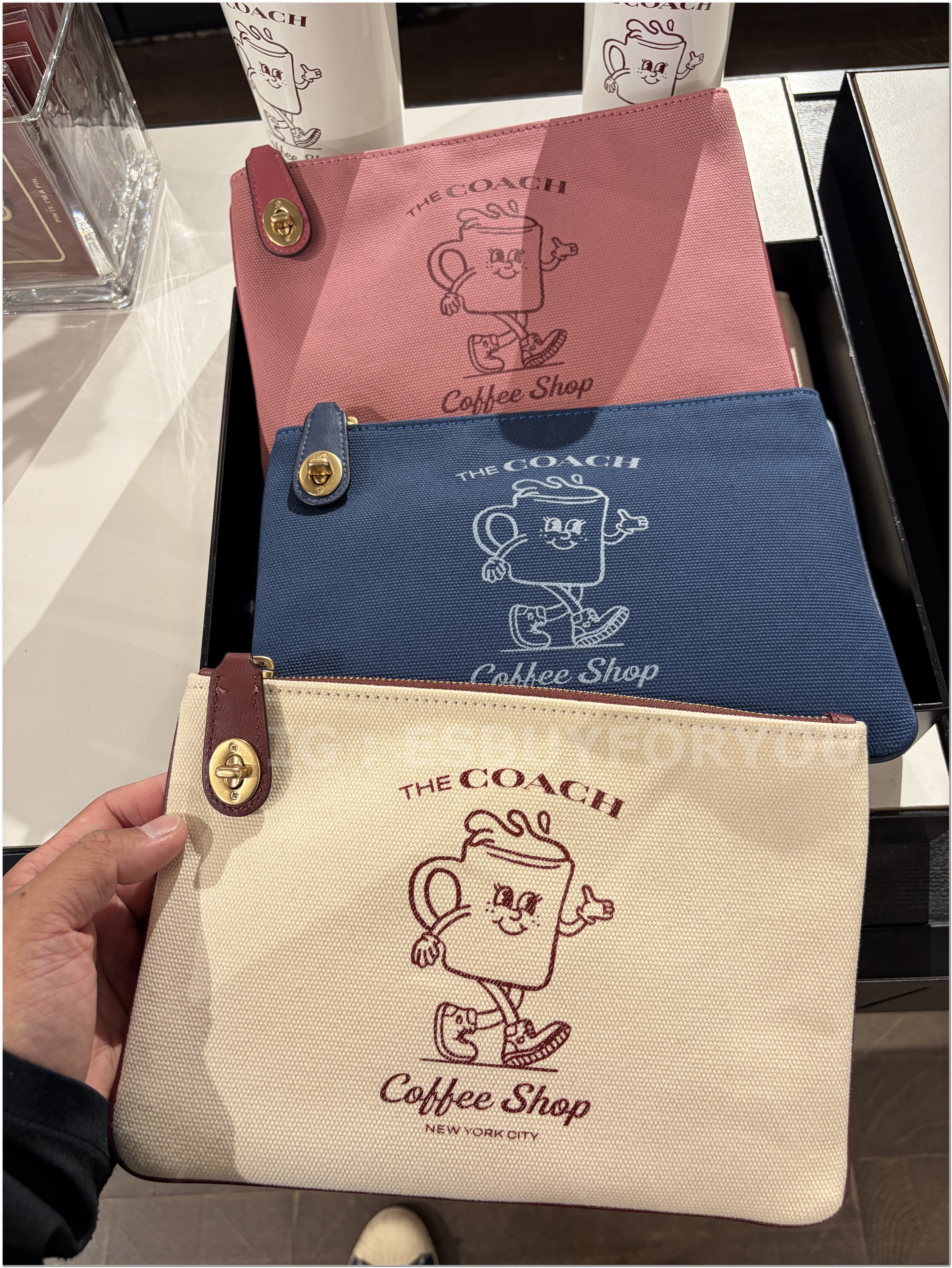 【限時】COACH Coffee系列 厚款 硬挺帆布 大手拿包 (3色)