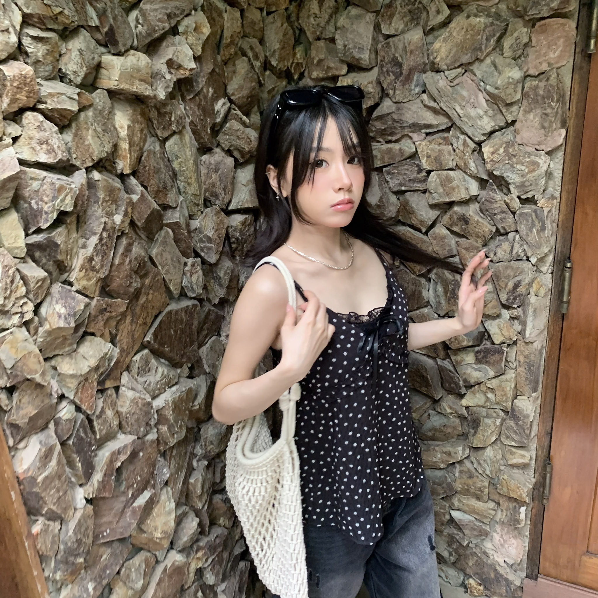 ISA_泰得剛剛好! 初夏碎花泡泡紗娃娃衫_64099