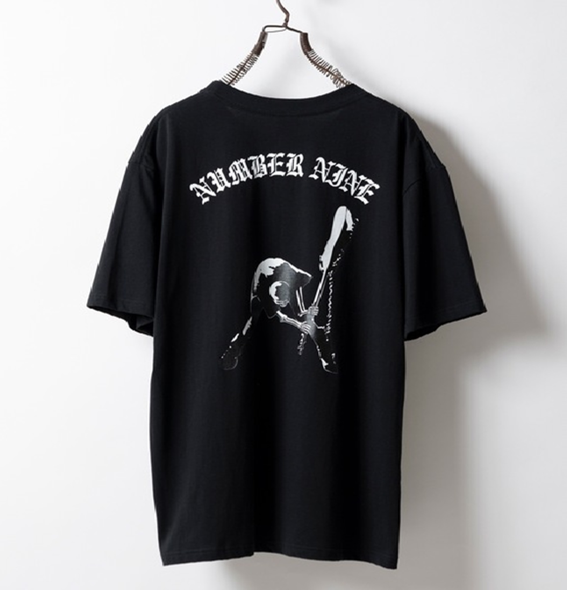 NUMBER NINE FRONT SKULL & BACK ICE HOCKEY MOTIF T-SHIRT - BLACK PRE ORDER ITEM (預訂中)