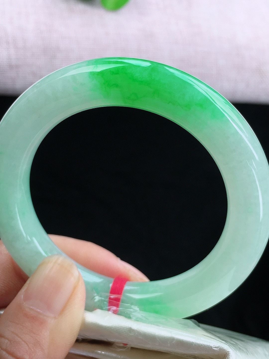 冰飄綠圓條翡翠手鐲,天然翡翠A玉, 緬甸玉, Jade, Jadeite