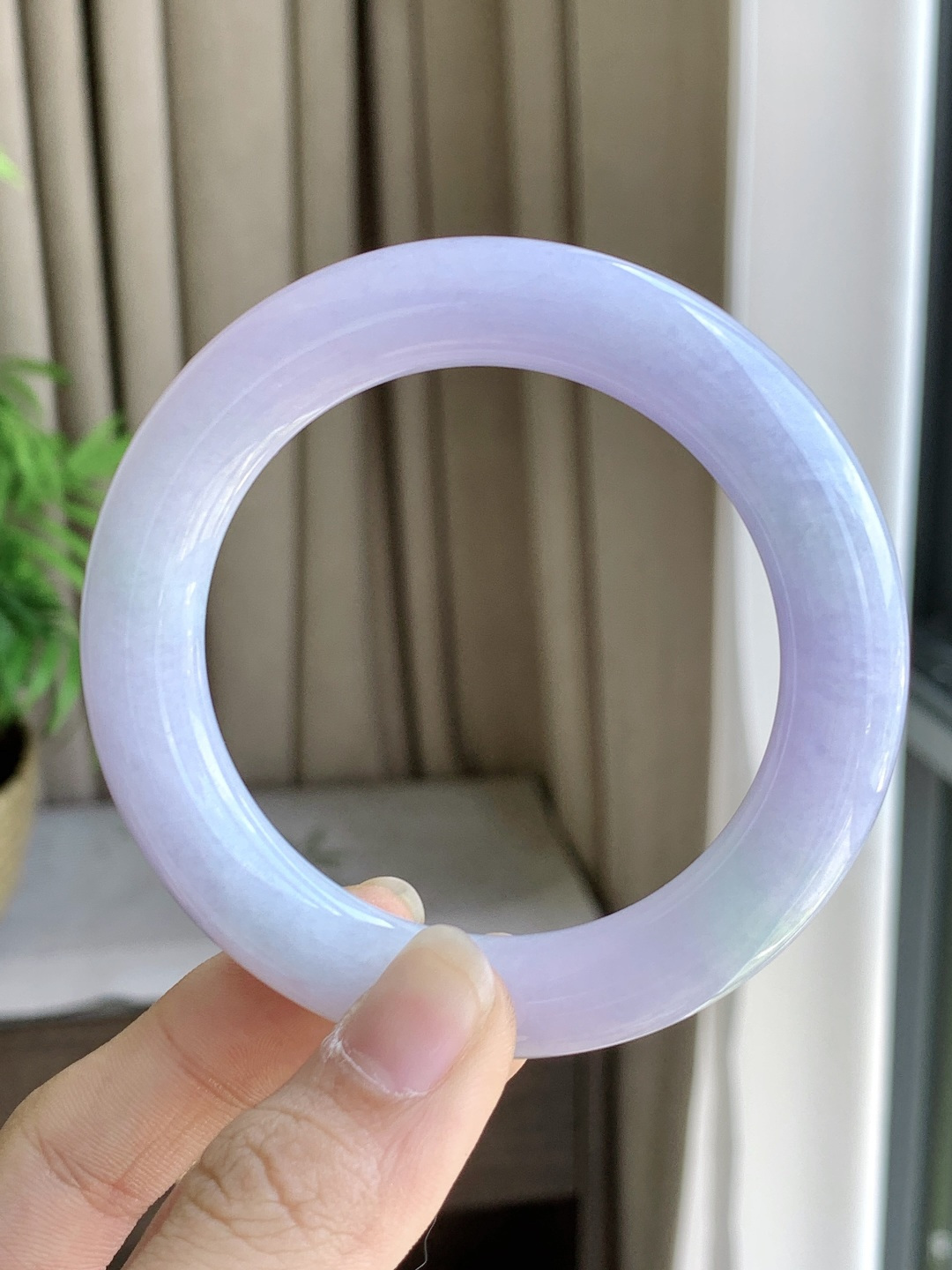 6234028 53.5mm紫羅蘭圓條翡翠手鐲 (52-54)
