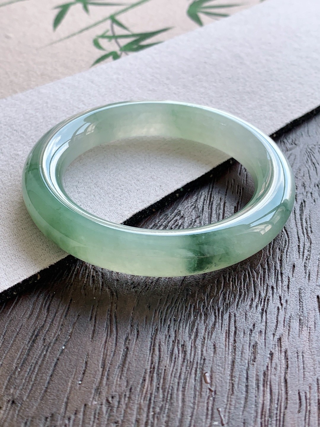 冰飄綠花圓條翡翠手鐲,天然翡翠A玉, 緬甸玉, Jade, Jadeite