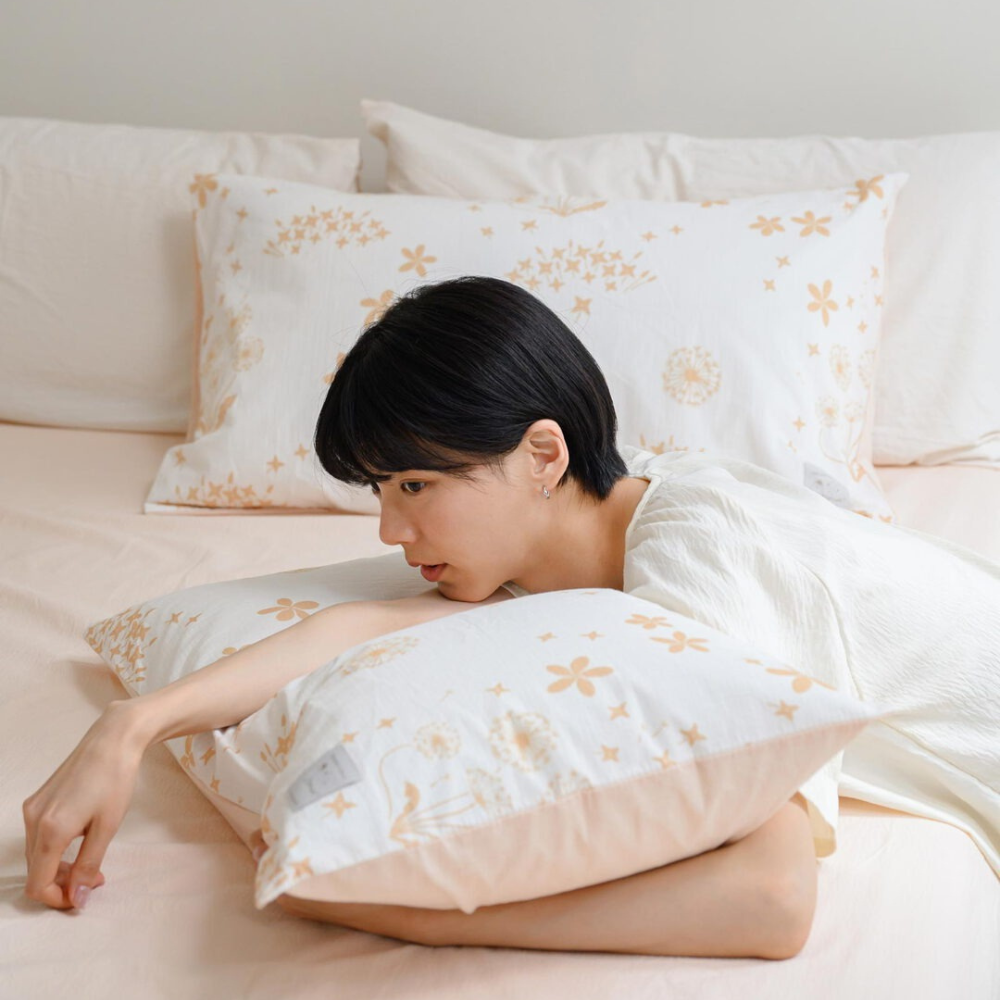 純棉泡泡紗枕套2入/翔仔居家聯名/野花草與蝴蝶
