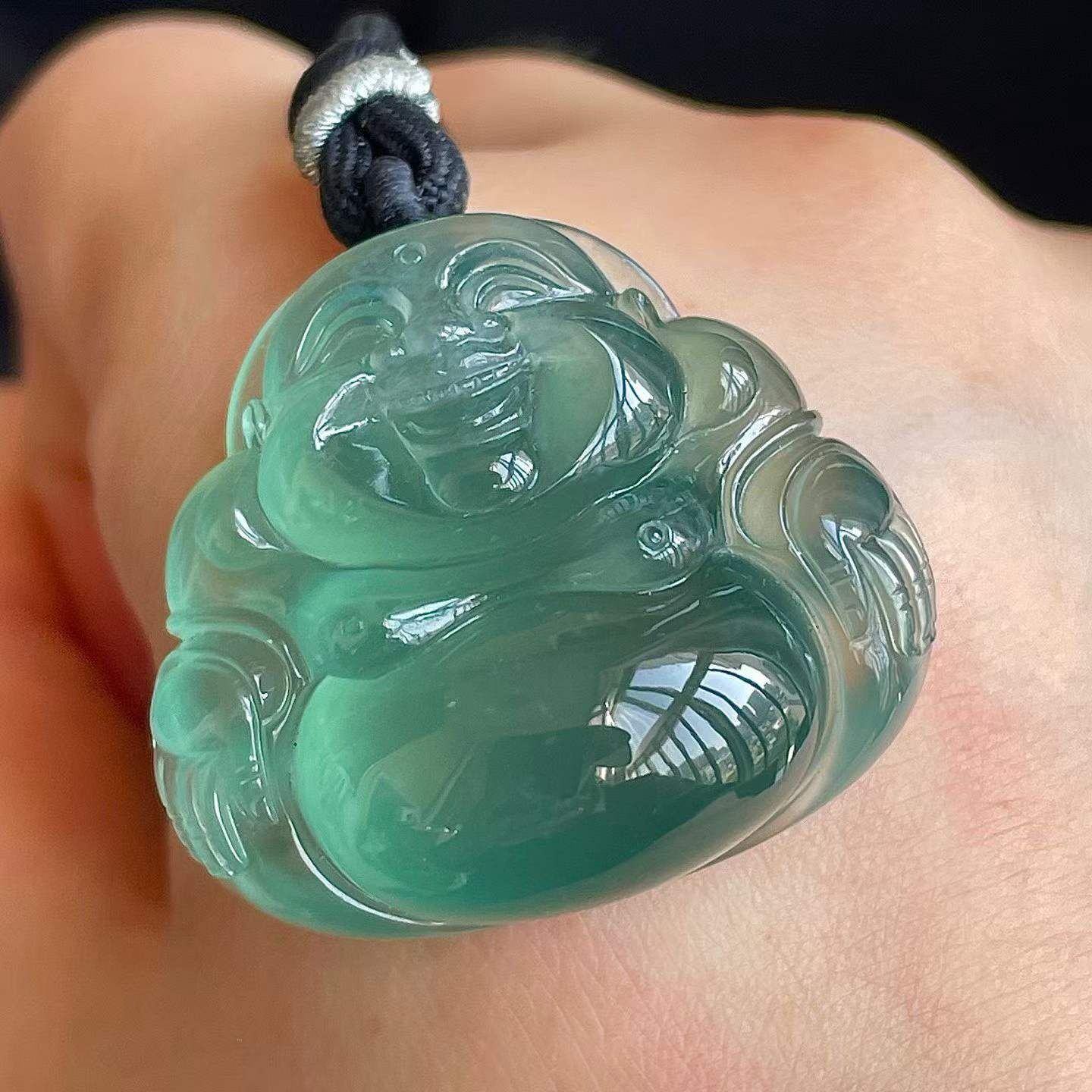 6235553 翡翠佛公