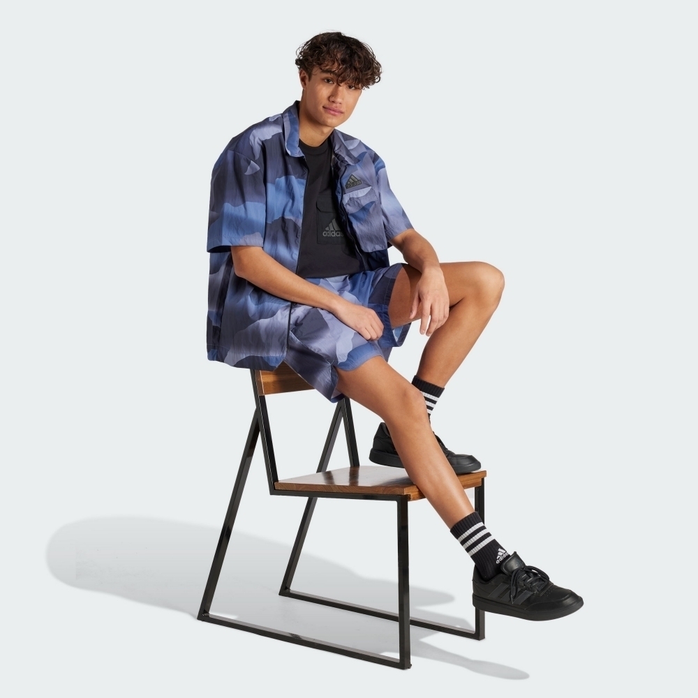 ADIDAS 短T M CE Q2 SHIRT 藍色 迷彩 防潑水 短袖襯衫 男 IR5184
