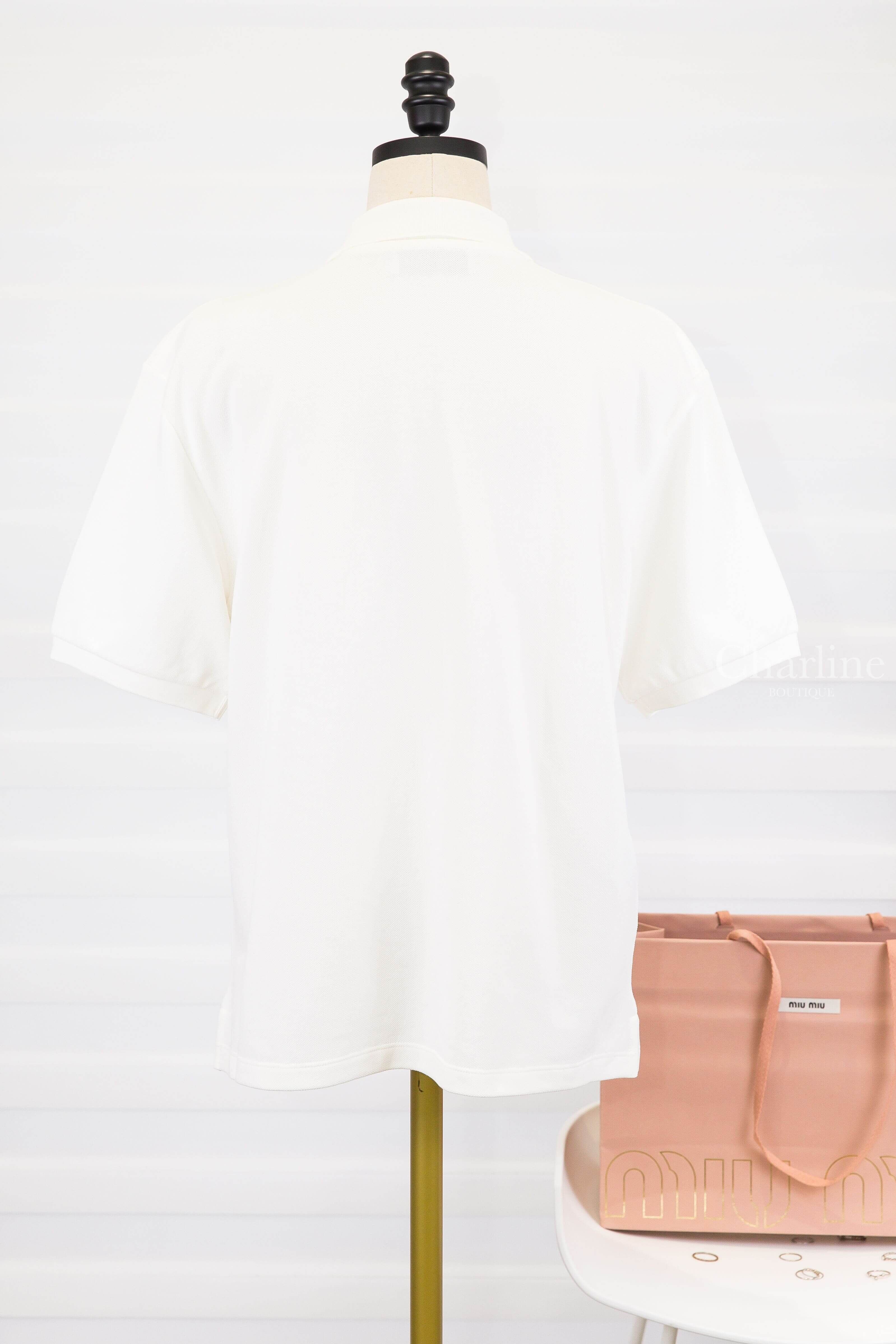 Miu Miu Cotton Piqué Polo Shirt 白底黑色刺繡字母Polo領棉質短袖上衣-Charline Boutique 精品代購