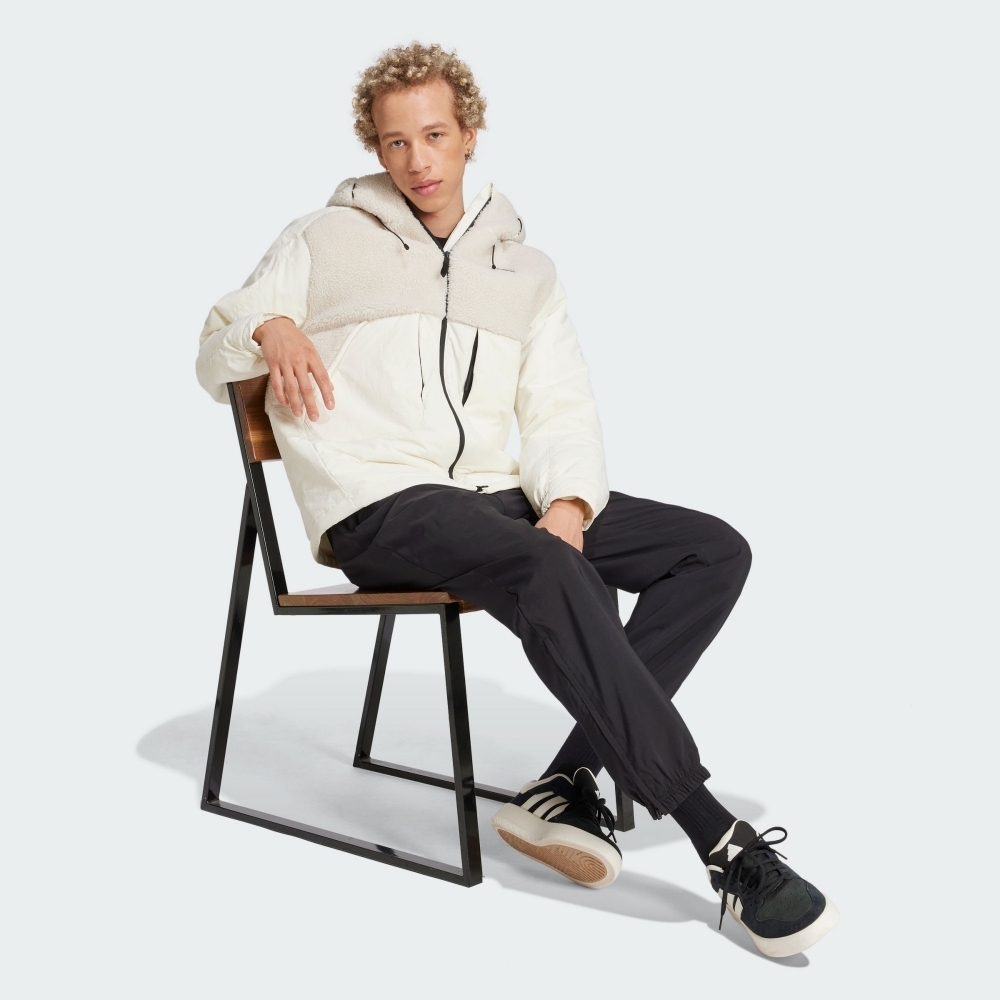 ADIDAS 外套 CITY ESCAP J 米白 運動 連帽外套 男 IV9767
