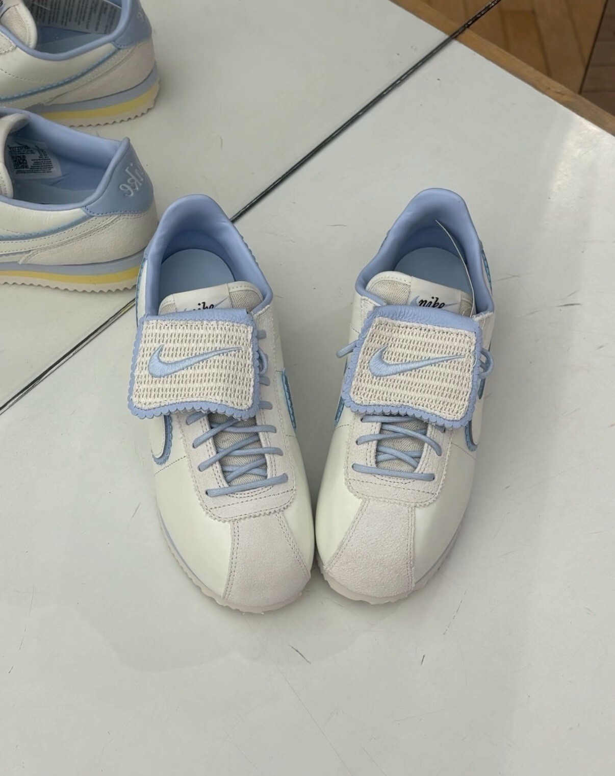 【Luxury】 Nike Cortez SE 日本新款 白藍 花邊 翻蓋 長鞋舌 阿甘 阿甘鞋 IW6363-117 藍銀色阿甘鞋