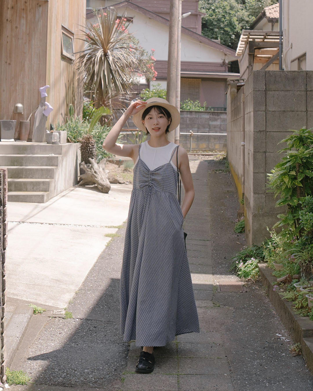 Black plaid spaghetti strap maxi dress with ruched bodice【01087275】in stock+pre-order