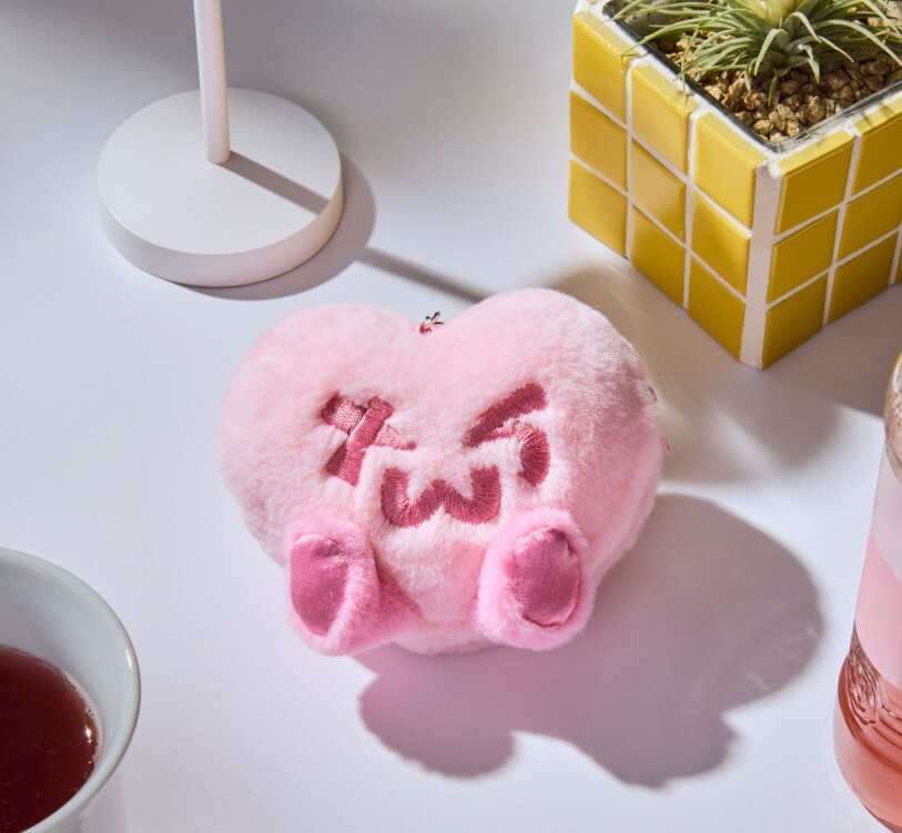 TWS ~ 5TH MINI ALBUM 'NO TRAGEDY' MD HEART PLUSH POUCH