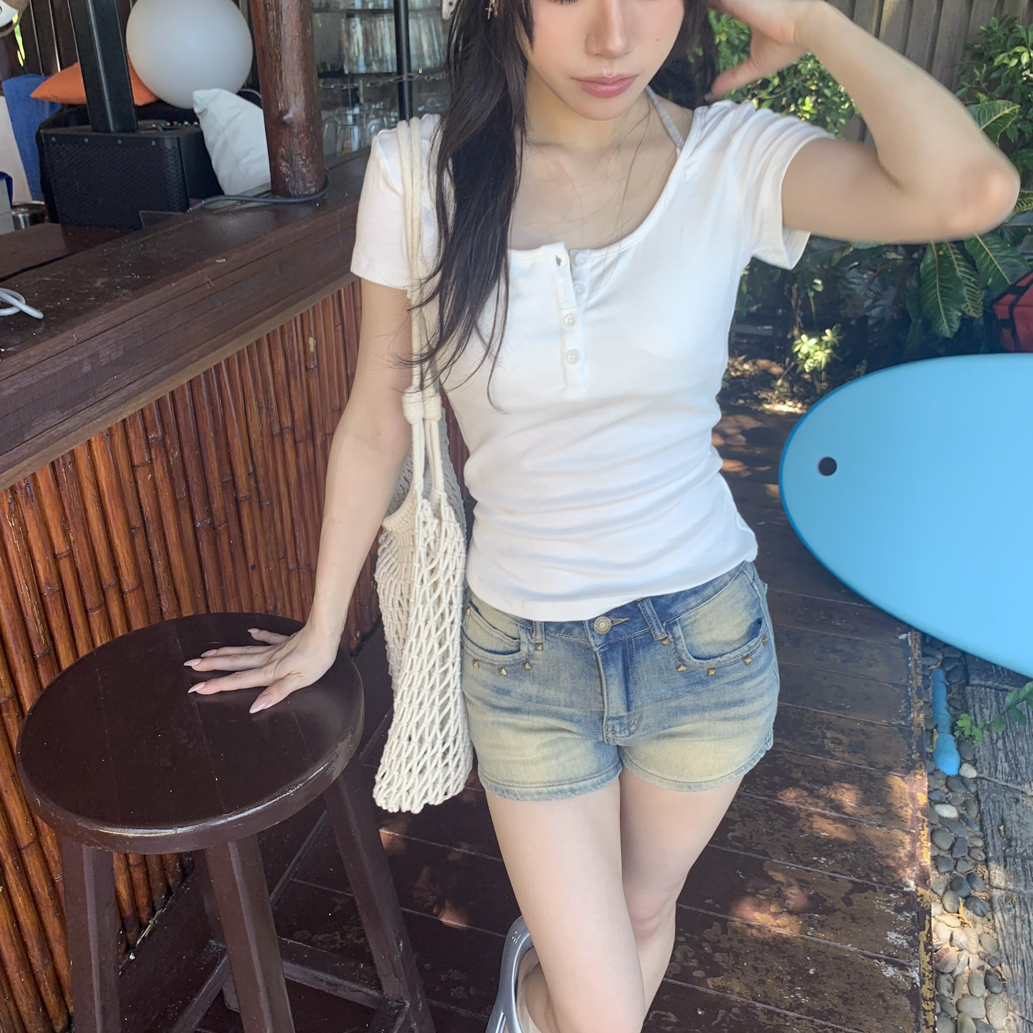 ISA_不費力層次 撞色排扣假二件繞脖上衣_65145