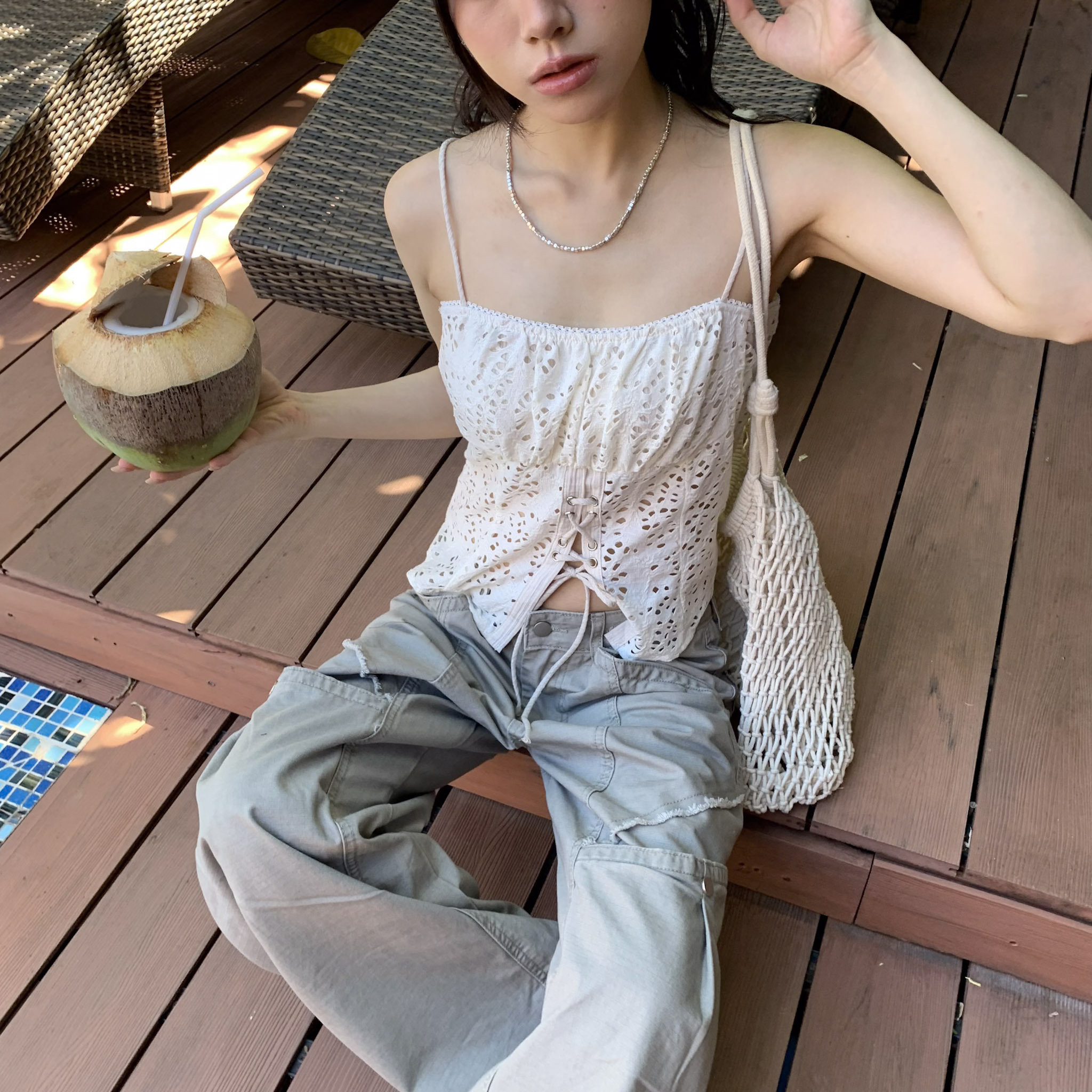 ISA_度假莊園 鏤空緹花馬甲綁帶蕾絲背心_66014
