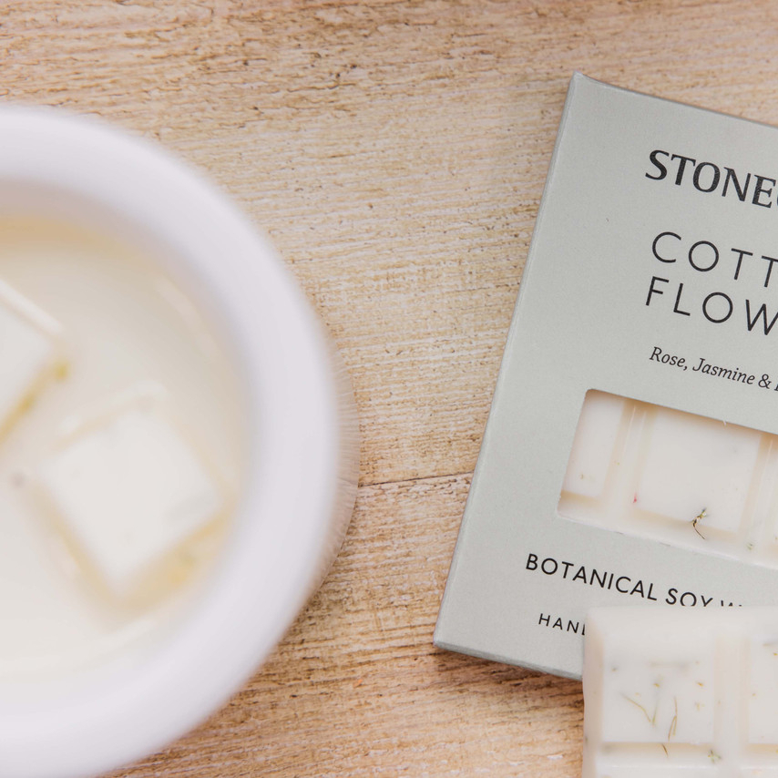 STONEGLOW The Walled Garden - Cotton Flower Scented Botanical Soy Wax Melt Snap Bar