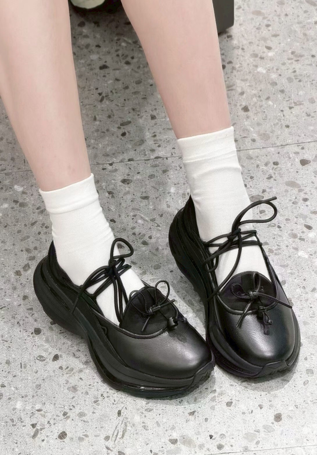 【Luxury】 HOKA ONE ONE Bondi Mary Jane 時尚經典 厚底 瑪麗珍鞋 女款 黑色 紅色 粉色