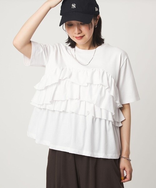 green label relaxing / Frill Tee