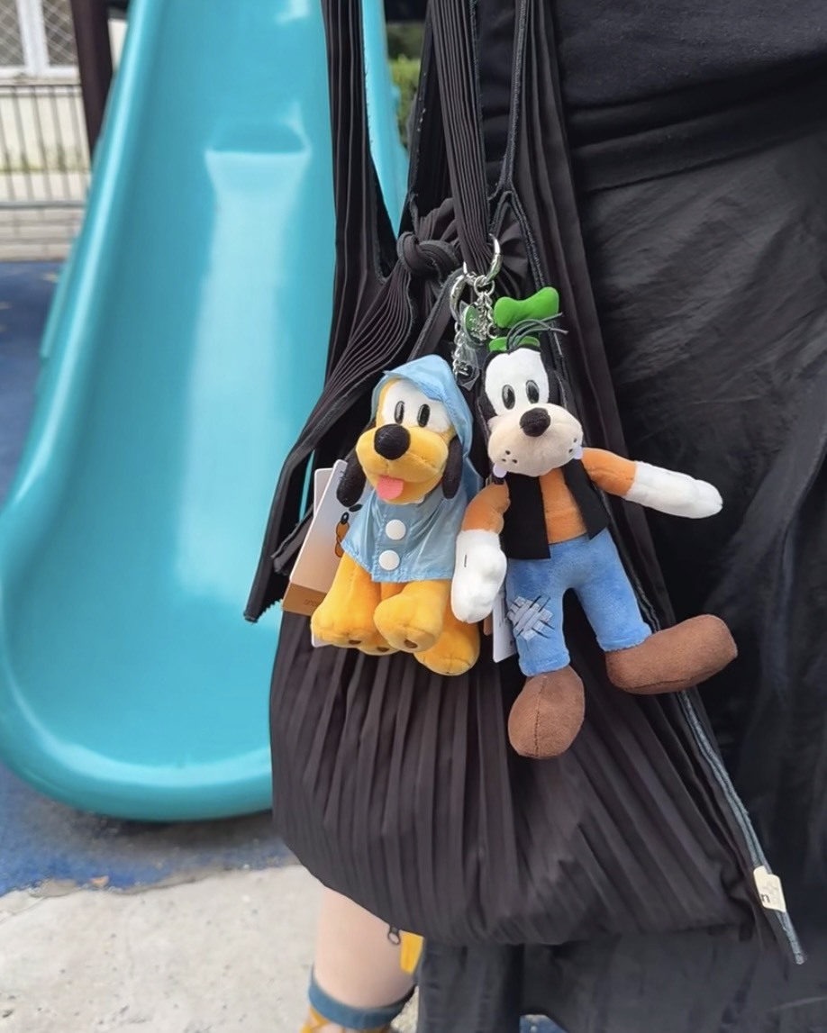 <正版授權> DISNEY 迪士尼 高飛 布魯托 雨衣 掛件 毛絨 公仔