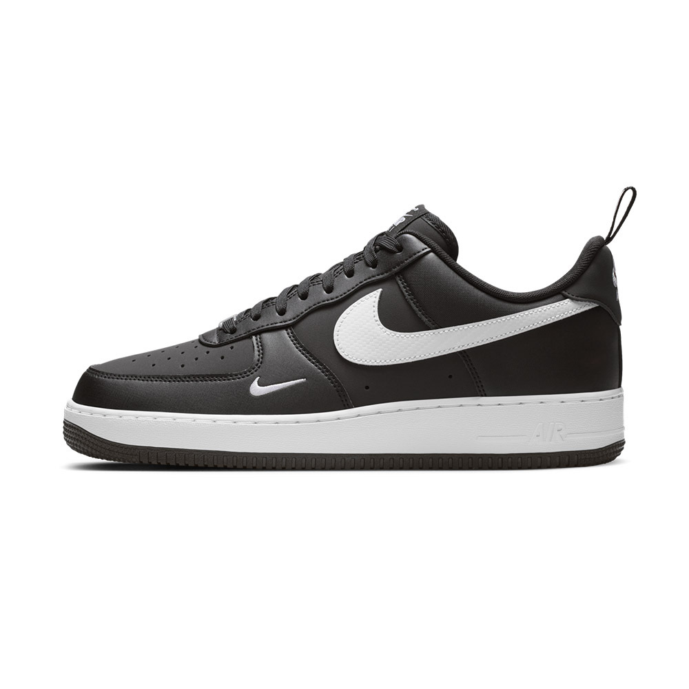 Nike Air Force 1'07 Tech Ess 男鞋 黑白色 皮革 AF1 運動 休閒鞋 IR5599-001