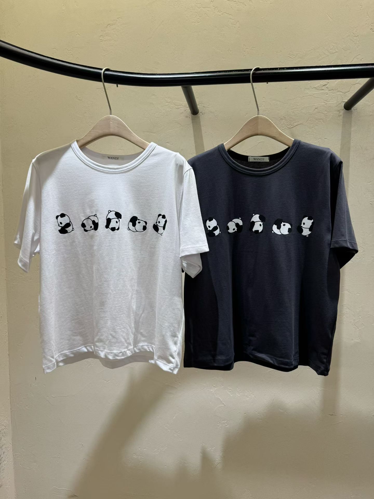 WJ6305 翻滾小熊貓軟綿棉Tee