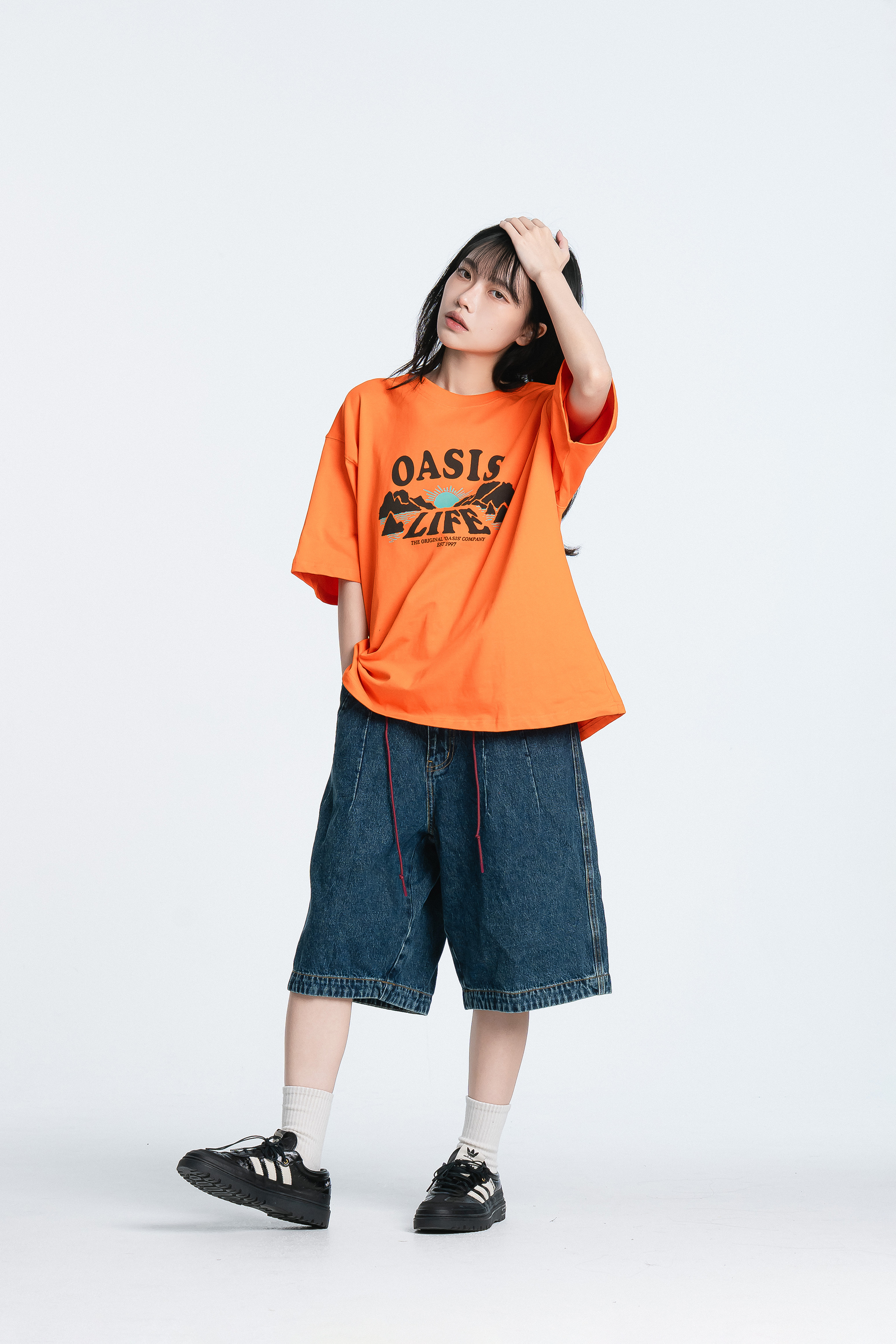 June｜山系戶外印花短t 2色