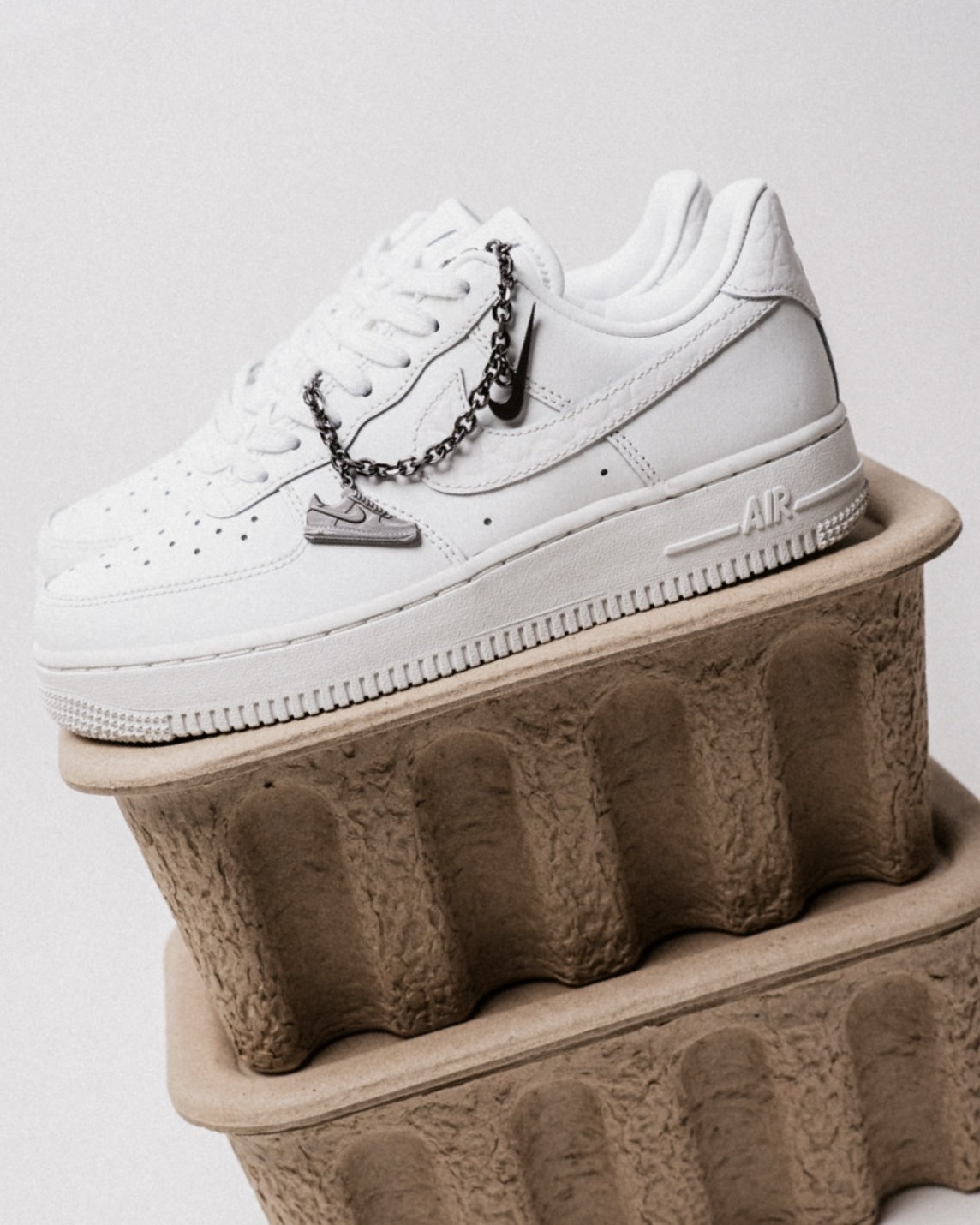 【預購】NIKE W AIR FORCE 1 嘻哈鏈條 IM6485121