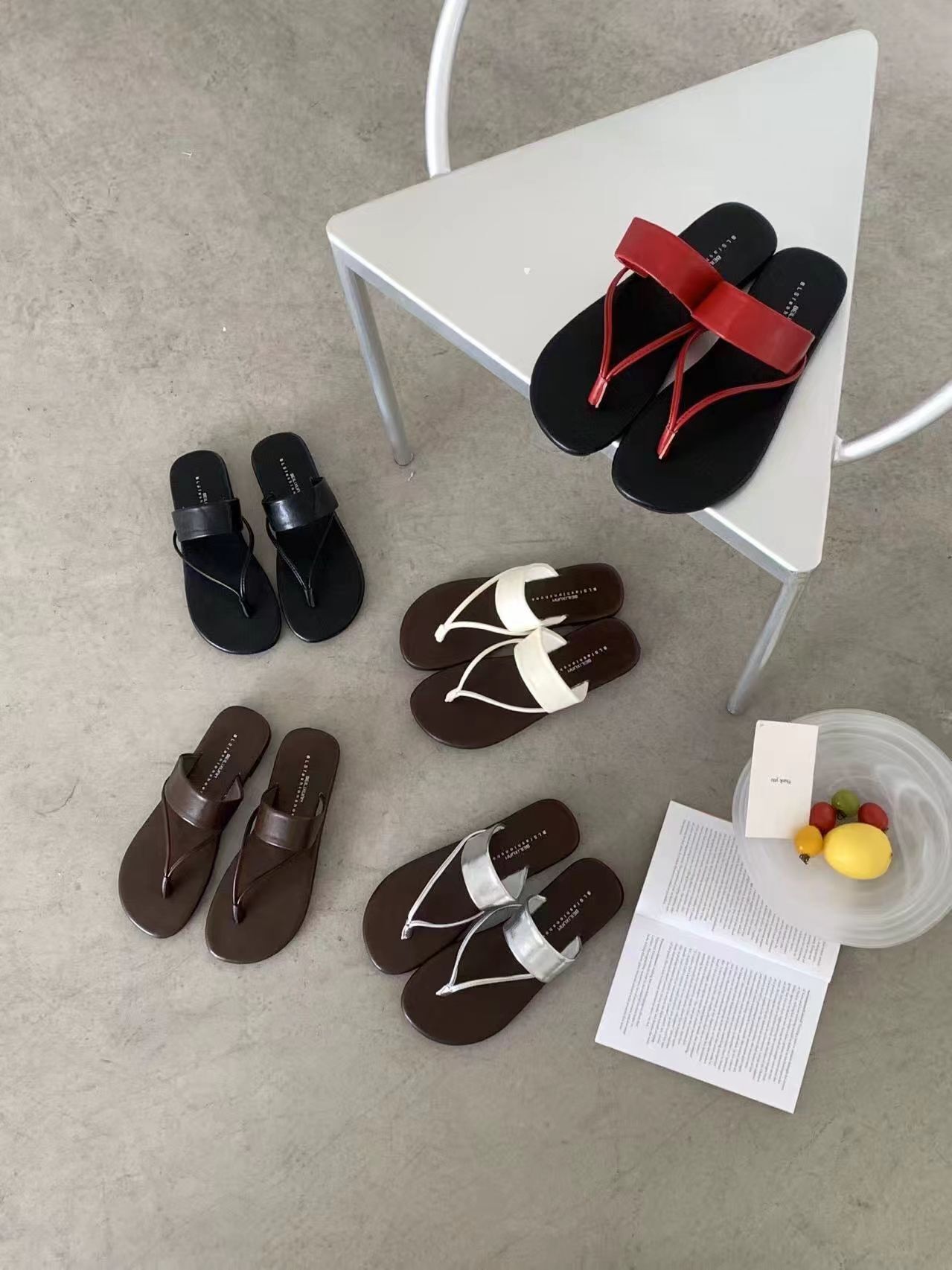 簡約細線條夾腳涼鞋