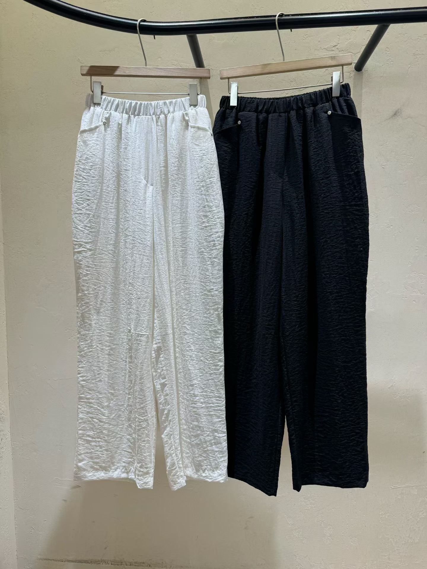 WJ6348 樹紋皺皺全橡筋垂感休閑褲