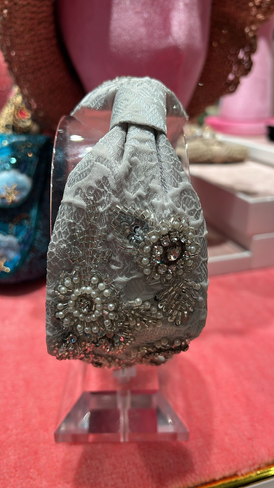 0630JW42-JOANNEINWONDERLAND-HAIRBAND-白色雪花頭箍 (A42)