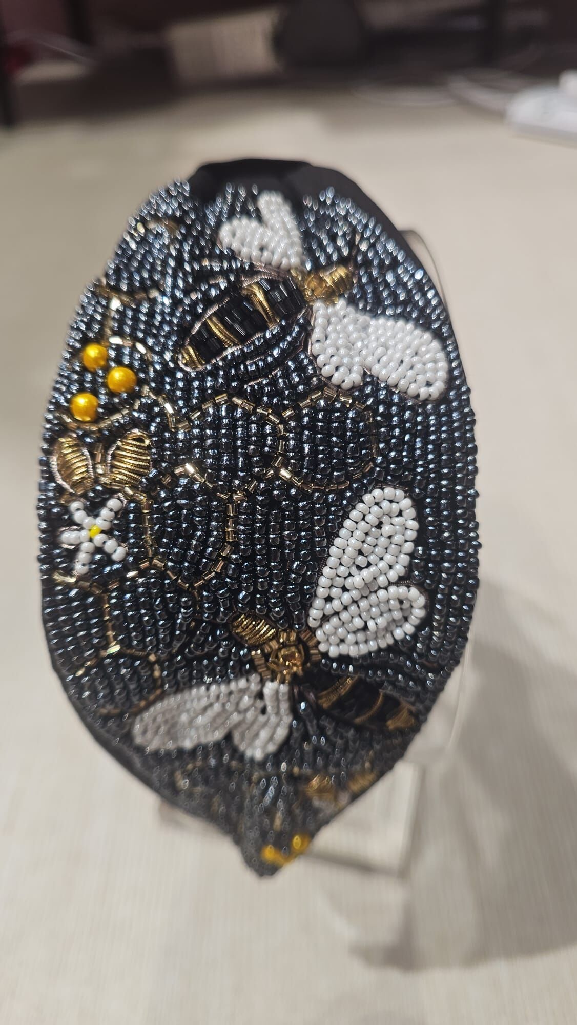 0630JW66-JOANNEINWONDERLAND-HAIRBAND-蜜蜂人手刺繡頭箍 (A66)