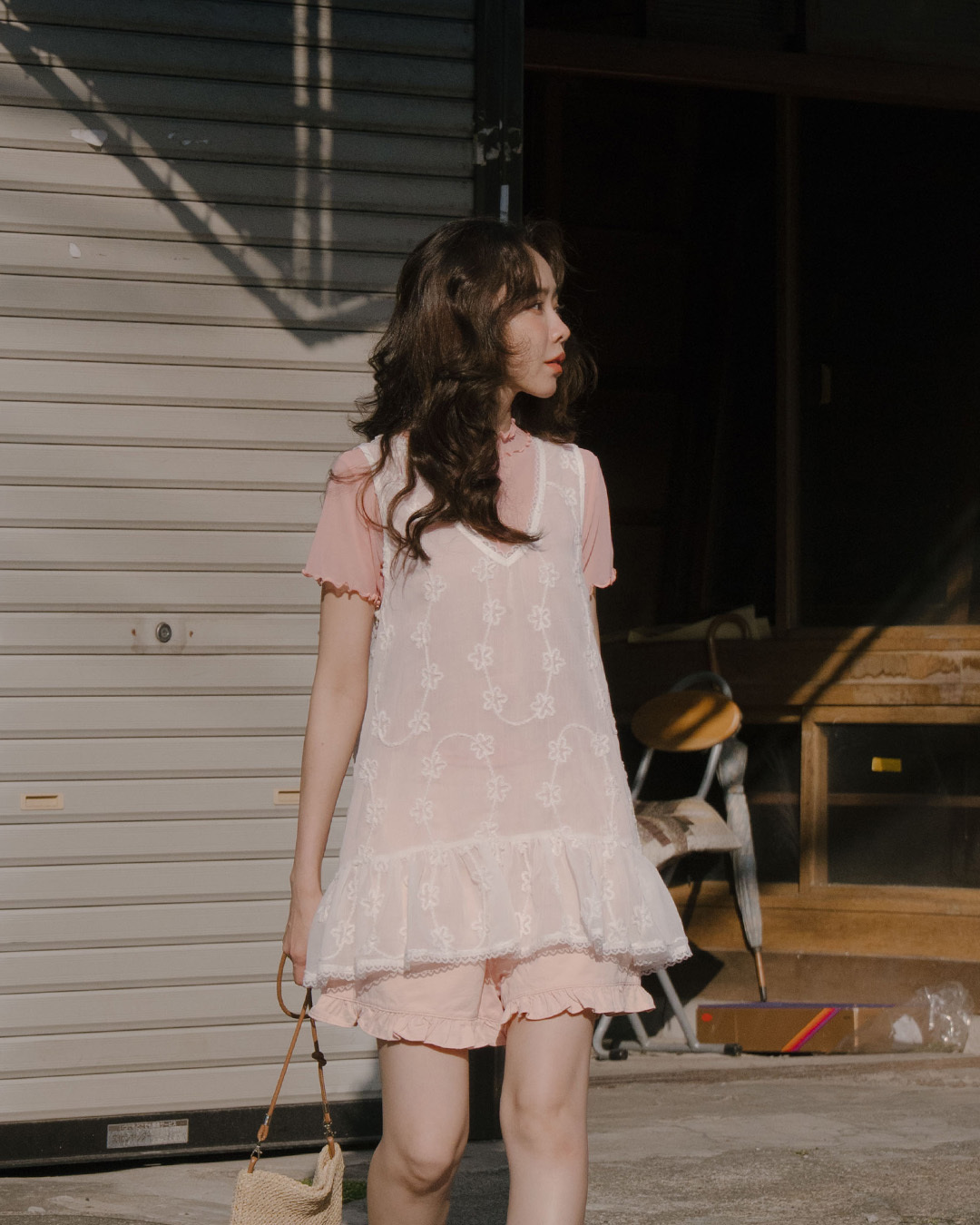 3D floral lace V-neck vest/cover-up, available in three colors【01099650】in stock+pre-order