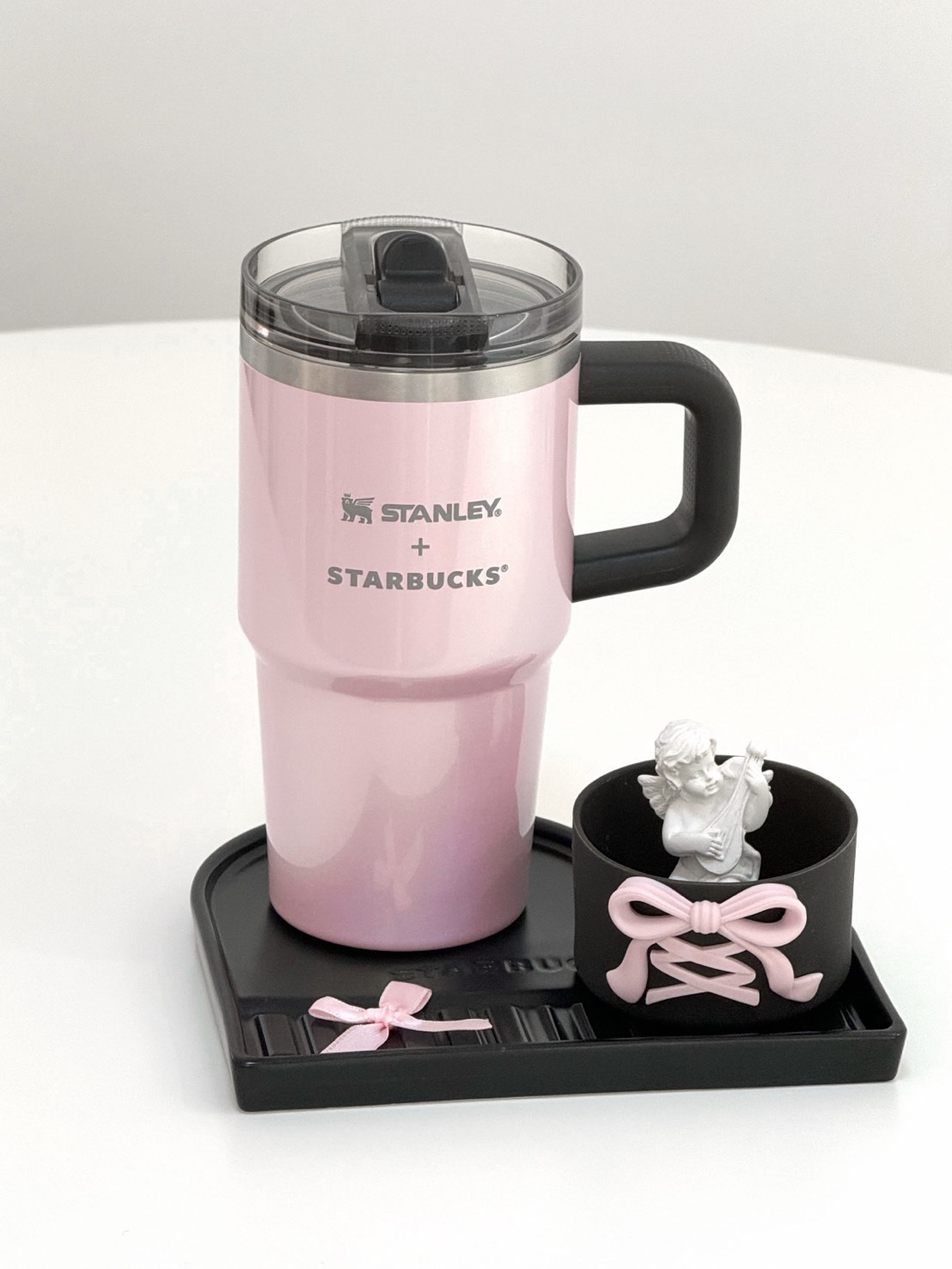 STARBUCKS 星巴克 X STANLEY 聯名款 朋克芭蕾系列  珠光閃粉 灰粉 吸管杯 配硅膠底墊 591ML