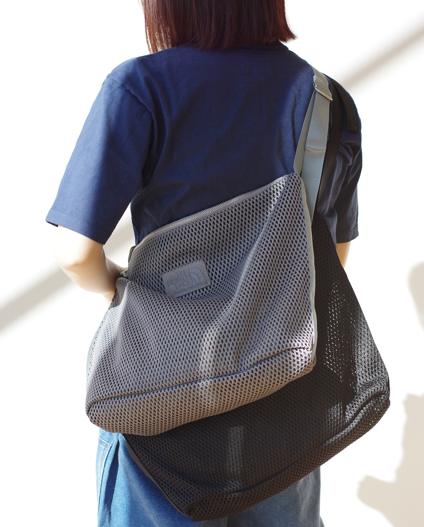 限時折扣預購┃TNF 紫標 Mesh Field Shoulder Bag 網狀 洞洞 側背包