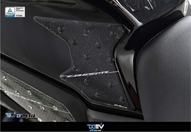 【 DIMOTIV】HONDA CB650R 19-26 油箱兩側貼