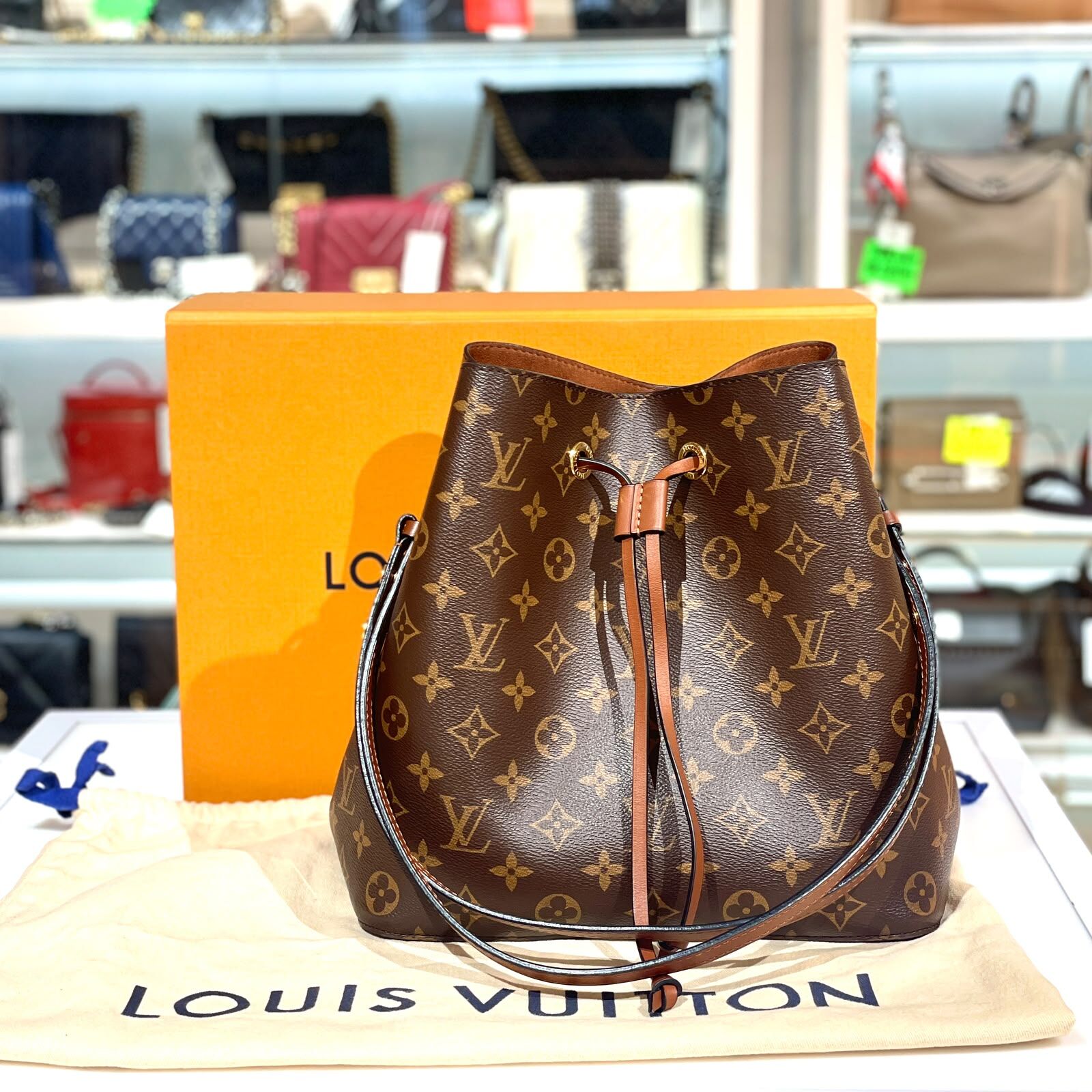 全新LV水桶袋 M44887 Monogram 啡色帆布/牛皮 LV NéoNoé MM#BRAND NEW#香榭站正品