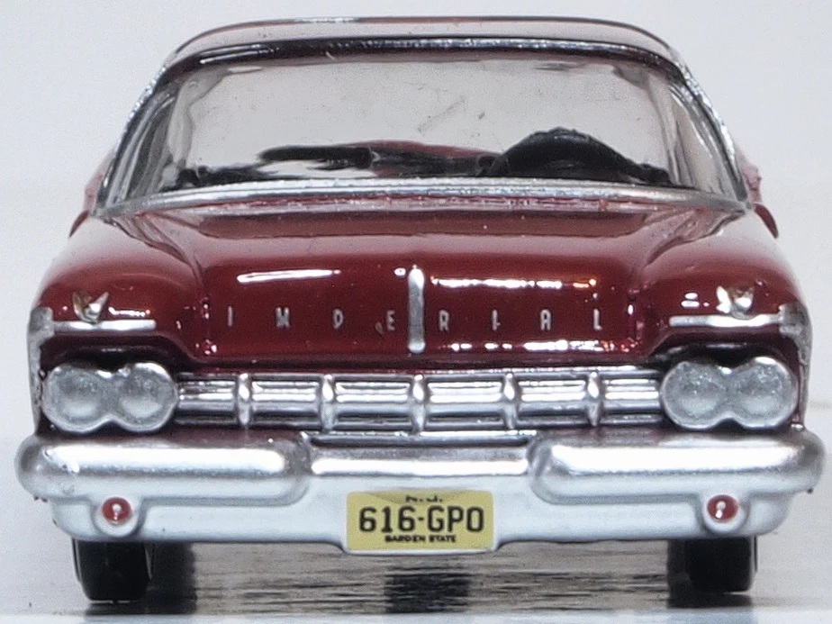 Oxford 87IC59003 HO規 1959 年 Imperial Crown 雙門硬頂跑車（亮紅／黑雙色）