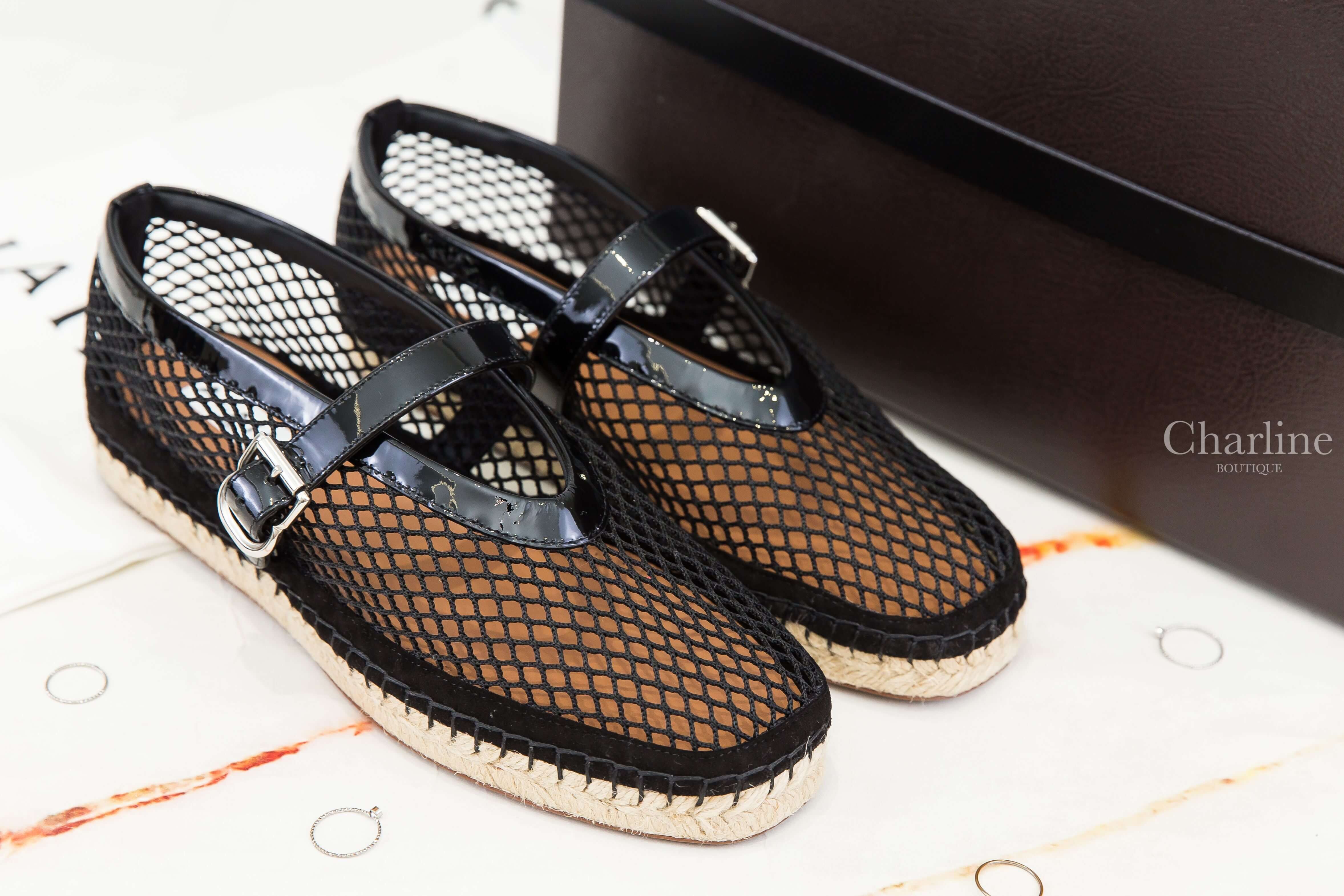 Alaïa Espadrilles In Fishnet And Patent Leather 黑色簍空漁網狀漆皮草編平底芭蕾舞鞋