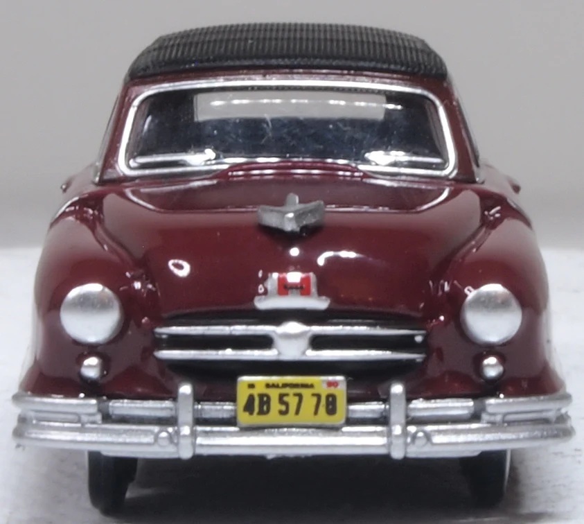 Oxford 87NR50003 HO規 1950 年 Nash Rambler Custom Landau 閉篷敞篷車（日落栗紅色）