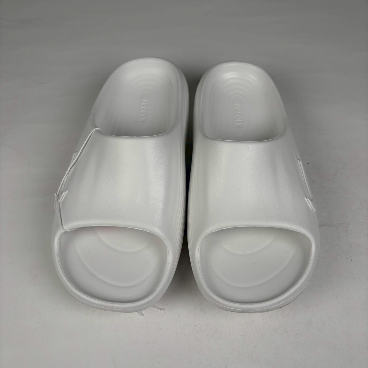 微瑕疵-大小腳 HV4484-100/7 Nike ReactX Rejuven8 純淨白 恢復鞋 泡棉 防水 拖鞋 女鞋